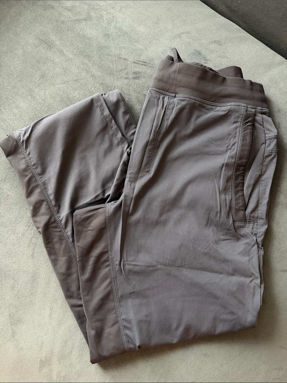 lululemon athletica Men's Charcoal Jogger Pants